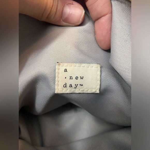 A New Day Gray Three Pocket Purse With Removable Straps - Picture 10 of 13